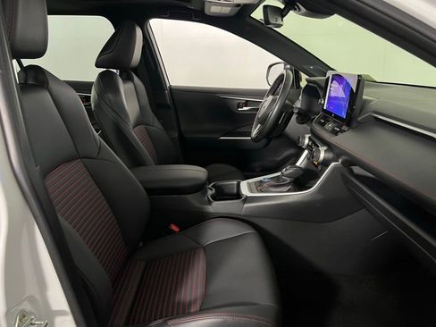 Used 2024 Toyota RAV4 XSE image 33