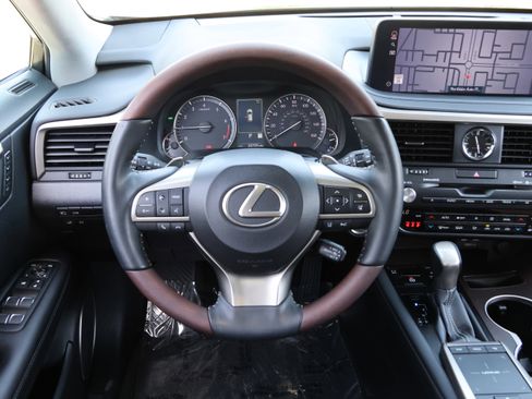 Used 2022 Lexus RX 350 FWD w/ Premium Package image 17