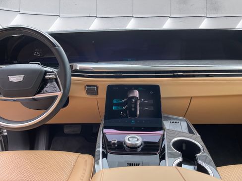 Used 2025 Cadillac Escalade IQ Sport 2 image 11