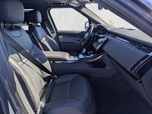New 2025 Land Rover Range Rover Sport SE image 17