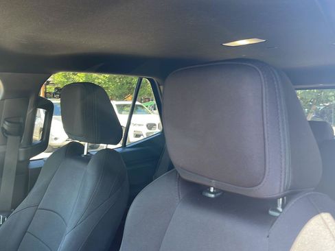 Used 2025 Toyota 4Runner SR5 AWD/4WD image 24