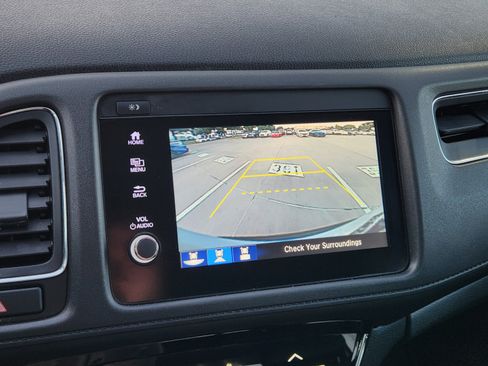 Used 2022 Honda HR-V EX-L image 10