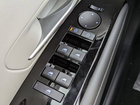 New 2026 Hyundai Tucson Limited FWD image 25