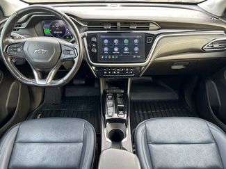 Used 2022 Chevrolet Bolt EUV LT w/ Convenience Package video 3