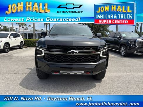 Used 2021 Chevrolet Tahoe Z71 w/ Z71 Off-Road Package AWD/4WD image 16