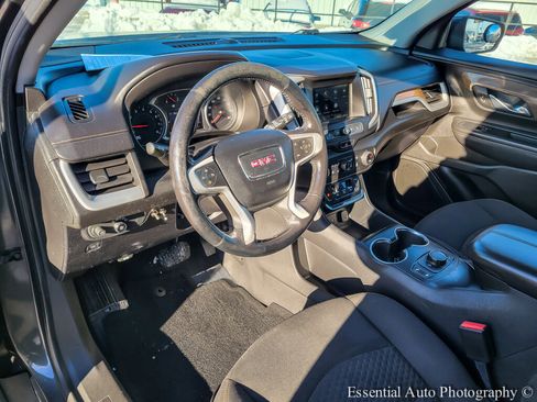 Used 2019 GMC Terrain SLE w/ Driver Convenience Package image 11