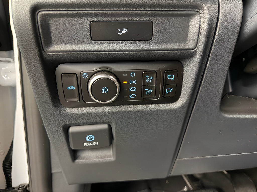New 2026 Ford F150 XLT w/ Equipment Group 302A MID AWD/4WD image 25