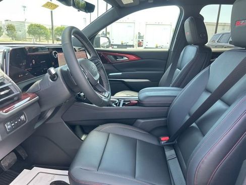 New 2026 Chevrolet Traverse Z71 w/ Driver Confidence Package AWD/4WD image 15