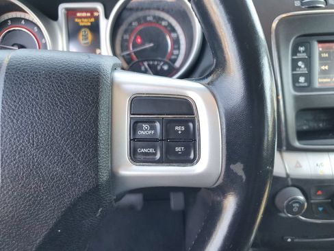 Used 2019 Dodge Journey SE w/ Connectivity Group FWD image 29