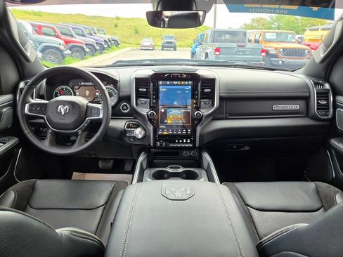 Used 2024 RAM 1500 Laramie AWD/4WD image 19