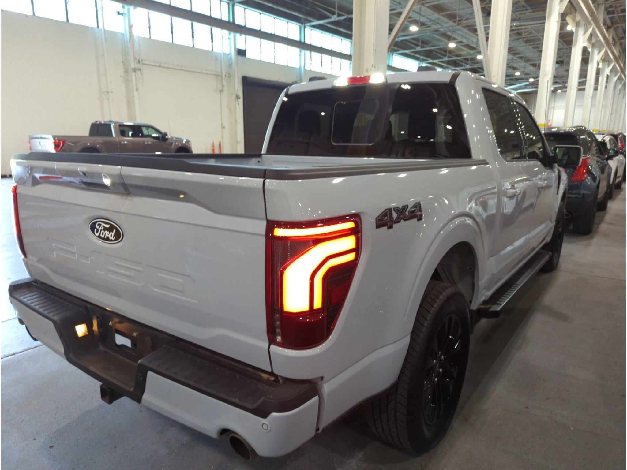 Used 2025 Ford F150 Lariat AWD/4WD image 3