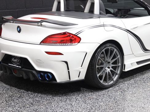 Used 2015 BMW Z4 sDrive35i image 9