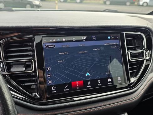 Used 2023 Dodge Durango GT image 31