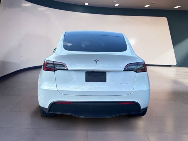 Used 2021 Tesla Model Y Long Range AWD/4WD image 4