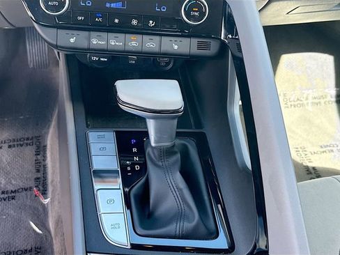 Certified 2023 Hyundai Elantra SEL w/ Convenience Package image 16