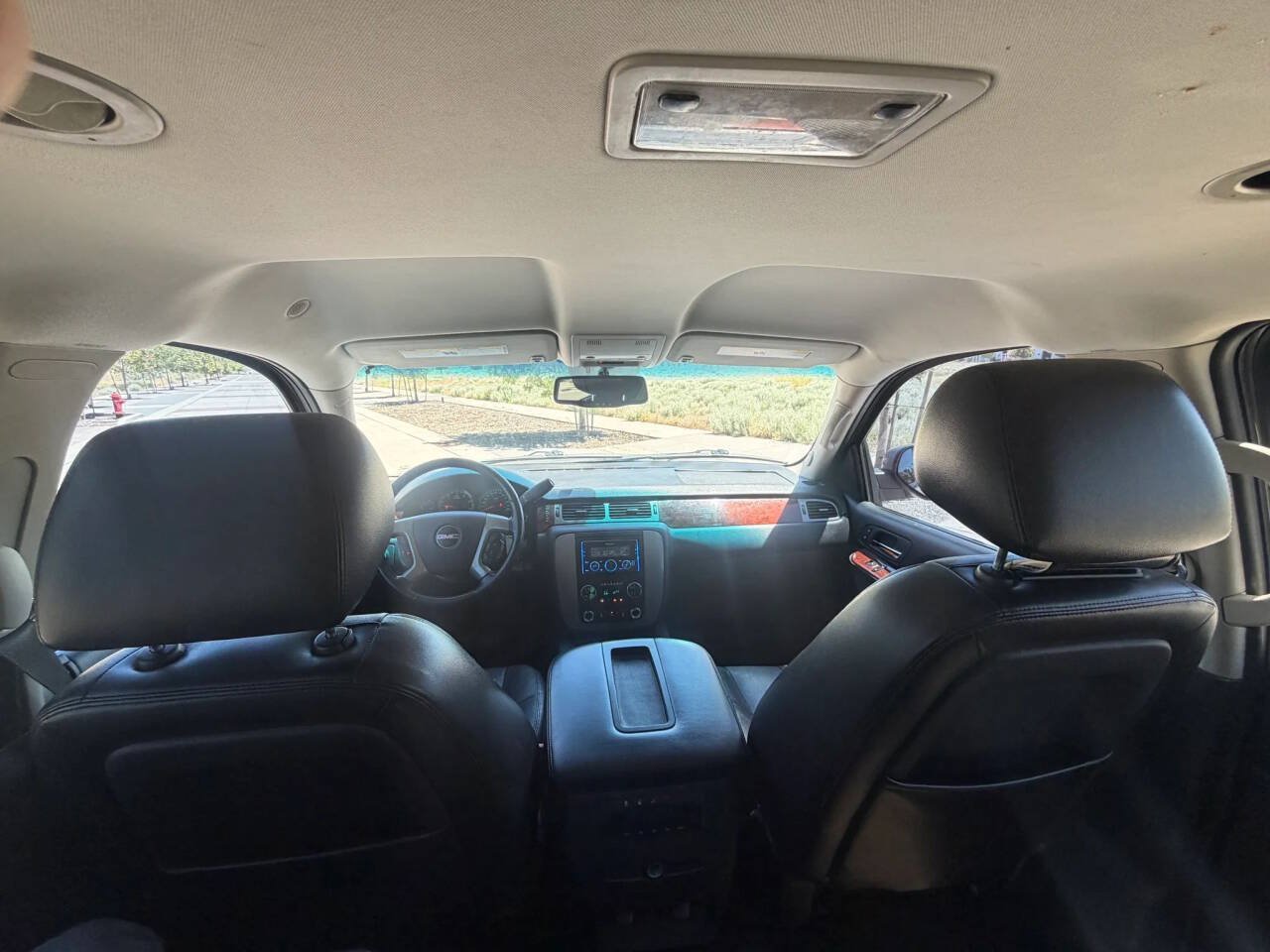 Used 2012 GMC Yukon SLT AWD/4WD image 25