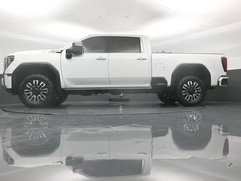 Used 2024 GMC Sierra 2500 Denali w/ Denali Reserve Package AWD/4WD image 55