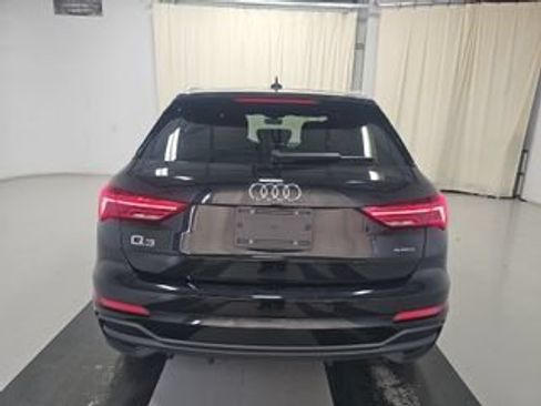Used 2023 Audi Q3 2.0T Premium w/ Convenience Package AWD/4WD image 10