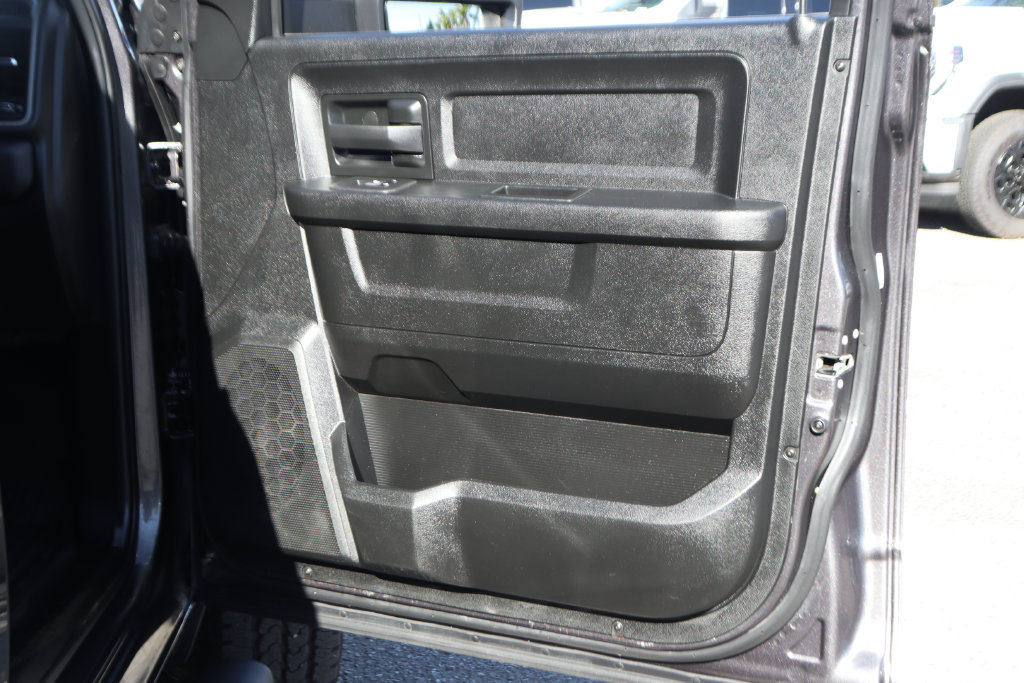 Used 2025 RAM 3500 Tradesman AWD/4WD image 38