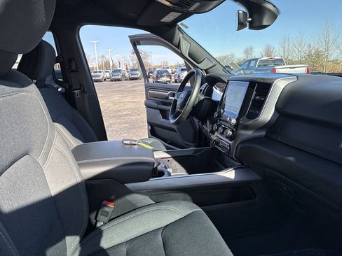 Used 2024 RAM 1500 Big Horn image 35