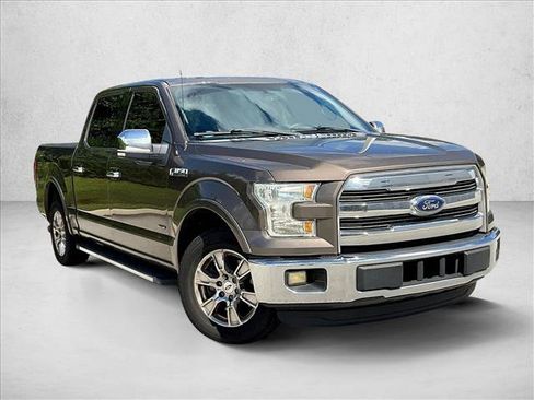Used 2015 Ford F150 Lariat RWD image 9