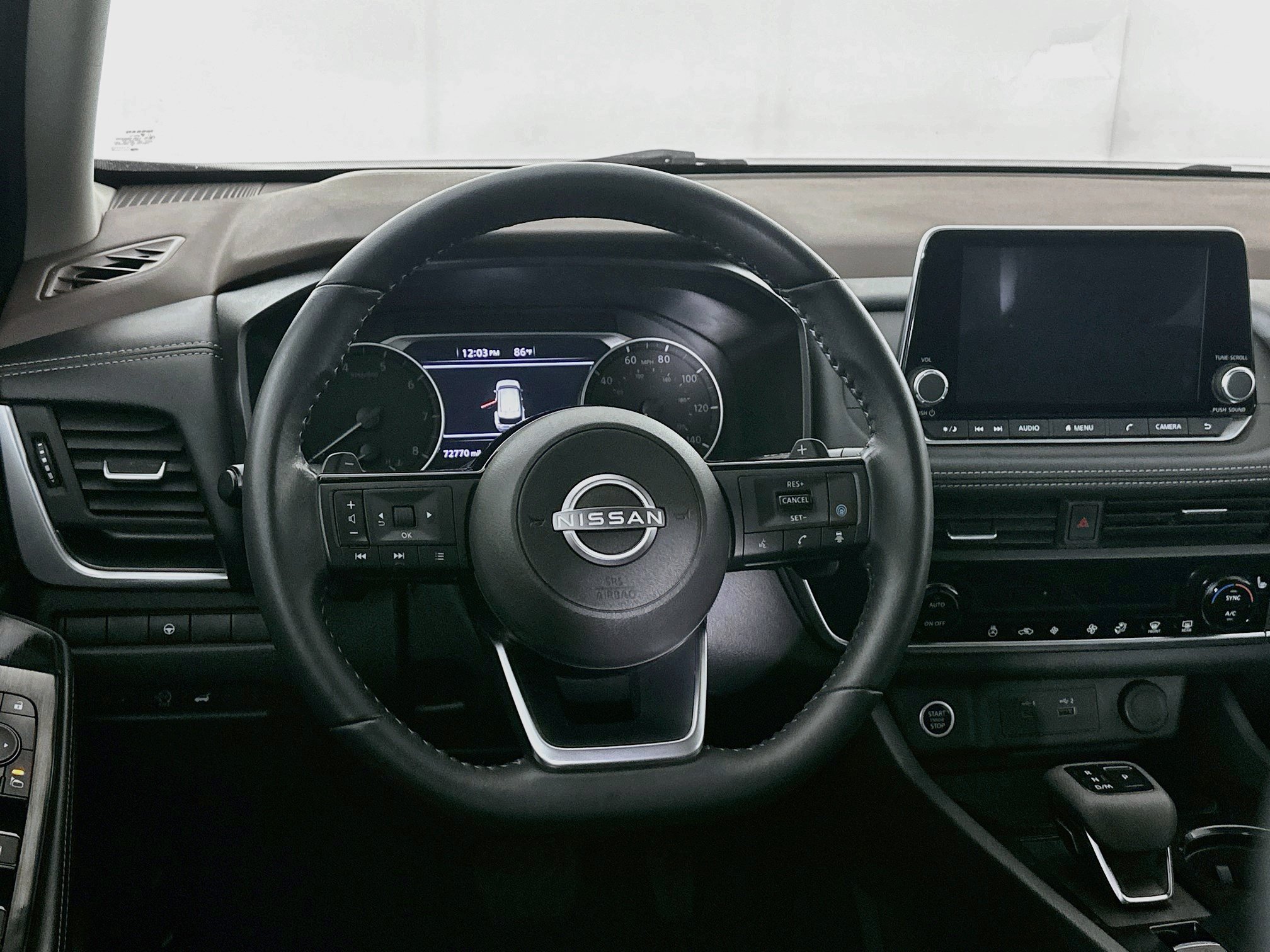 Used 2023 Nissan Rogue SV w/ SV Premium B Package FWD image 18