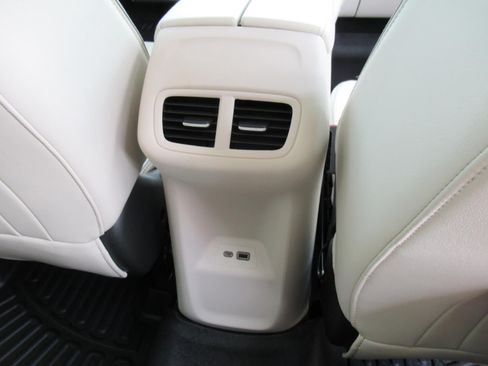 Used 2023 Buick Envision Essence AWD/4WD image 30