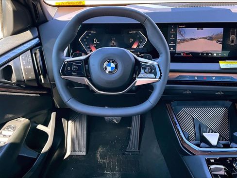 Used 2025 BMW X3 xDrive30i w/ Convenience Package image 6