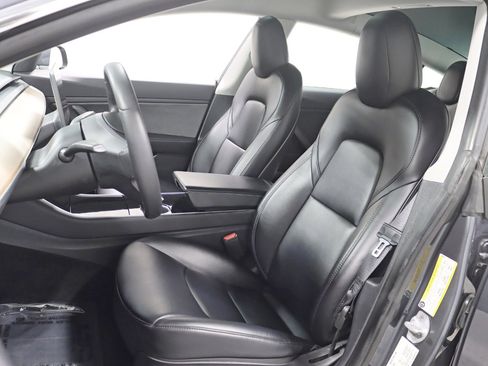 Used 2020 Tesla Model 3 Performance image 25