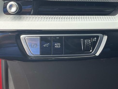 Certified 2025 Cadillac Optiq Sport 2 w/ LPO, Floor Liner Package AWD/4WD image 28