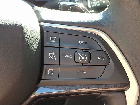 Certified 2021 Jeep Grand Cherokee L Laredo w/ Luxury Tech Group I image 22