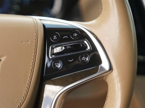 Used 2020 Cadillac Escalade ESV Platinum AWD/4WD image 26