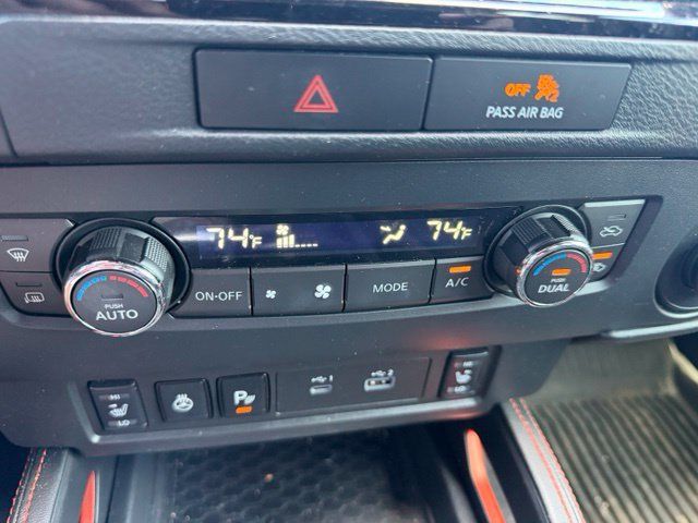 Used 2022 Nissan Frontier PRO-4X AWD/4WD image 9