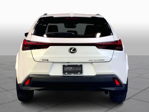Certified 2024 Lexus UX 250h Premium image 4