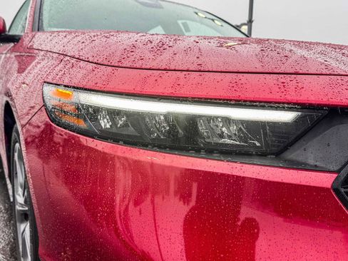 Certified 2024 Honda Accord EX image 4