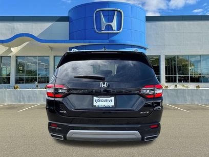 Used 2023 Honda Pilot Elite