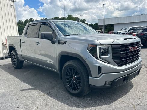 Used 2024 GMC Sierra 1500 Elevation AWD/4WD image 4