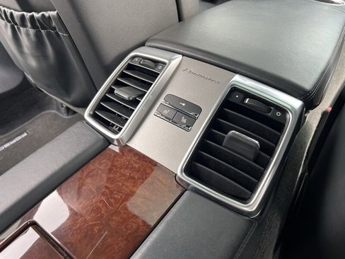 Used 2011 Porsche Panamera Turbo image 34