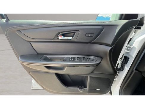 Used 2017 Chevrolet Traverse Premier AWD/4WD image 26