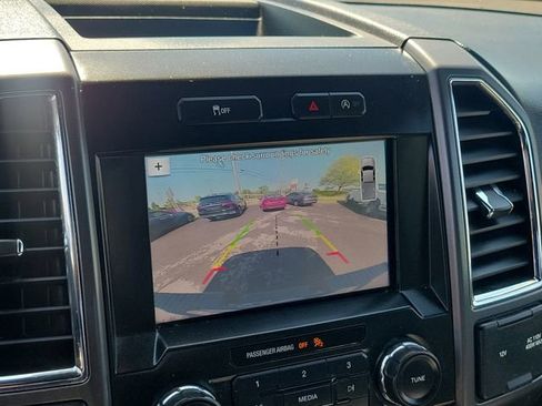 Used 2017 Ford F150 XLT w/ Equipment Group 302A Luxury AWD/4WD image 20