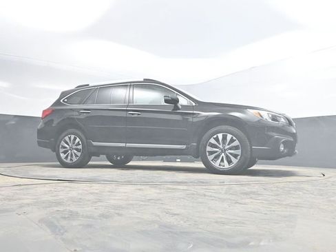 Used 2017 Subaru Outback 2.5i Touring w/ Popular Package #5A image 55