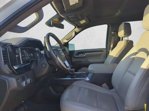 Used 2023 GMC Sierra 1500 SLT w/ SLT Premium Package RWD image 11