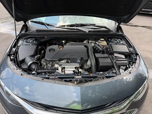 Used 2020 Chevrolet Malibu LT FWD image 27