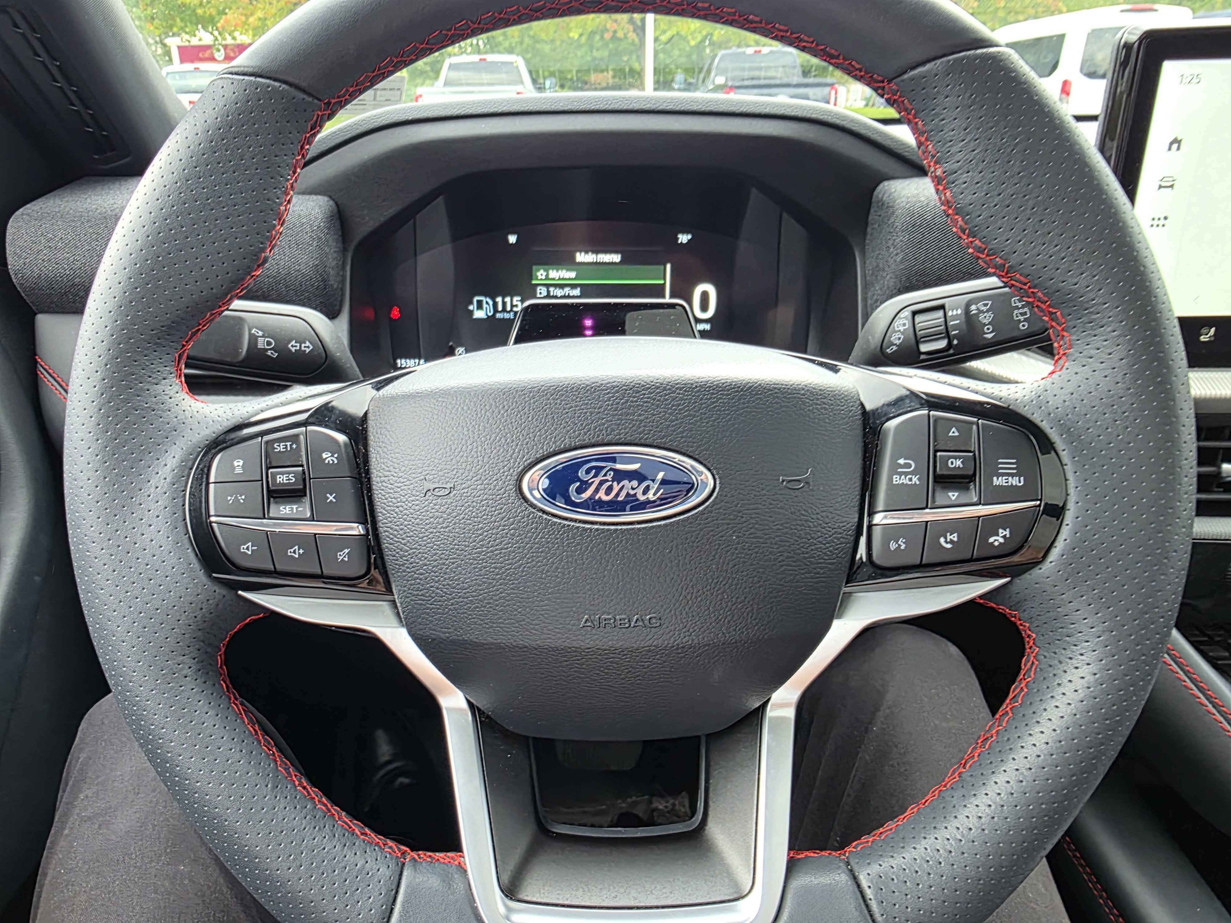 Used 2025 Ford Explorer ST-Line w/ Premium Package AWD/4WD image 13