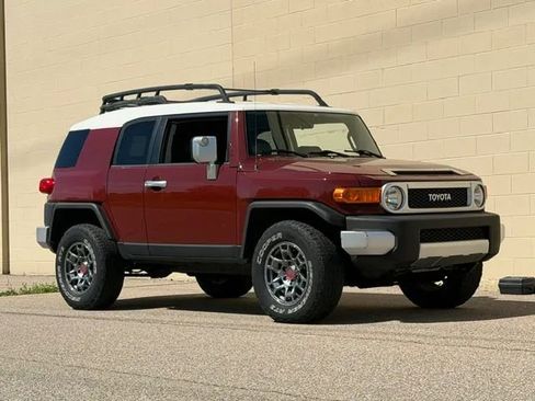 Used 2008 Toyota FJ Cruiser 4WD image 3