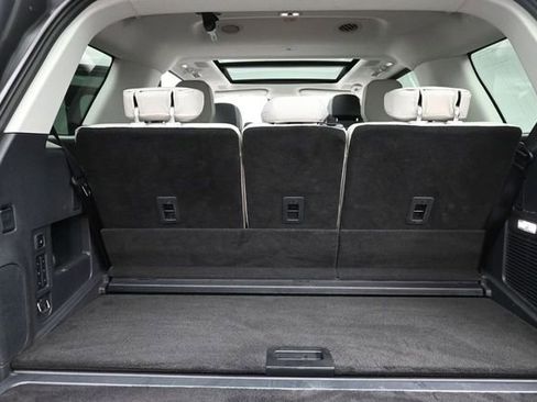Certified 2025 Lincoln Navigator Reserve AWD/4WD image 27