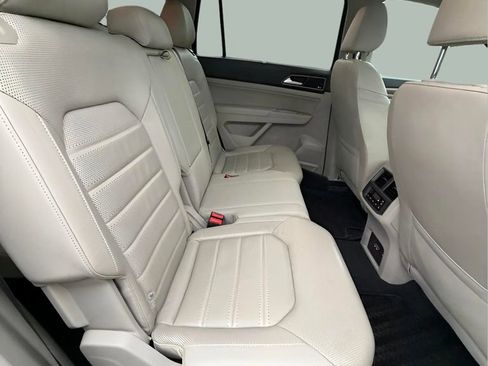 Used 2019 Volkswagen Atlas SEL Premium image 19