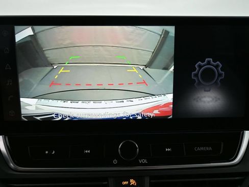 Used 2023 Nissan Altima 2.5 SV w/ SV Premium Package FWD image 14