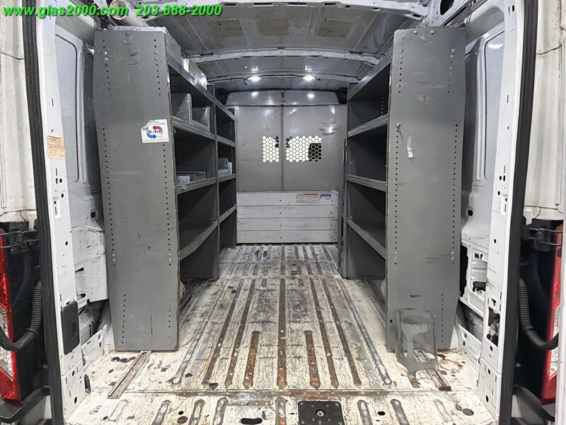 Used 2019 Ford Transit 250 148 Medium Roof RWD image 10