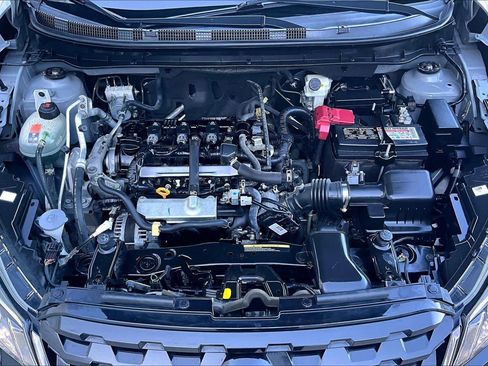 Used 2021 Nissan Kicks SR w/ SR Premium Package FWD image 27